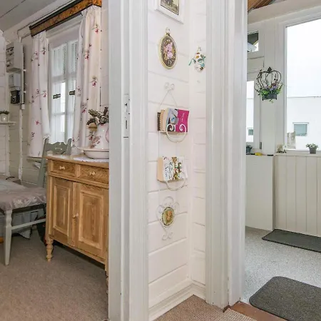 4 Person In R M Holiday home